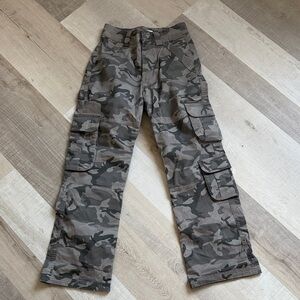 Abercrombie & Fitch Camouflage Wide Leg Pants